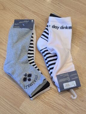 Womans Everyday Crew Socks - Grey, White & Black Stripe